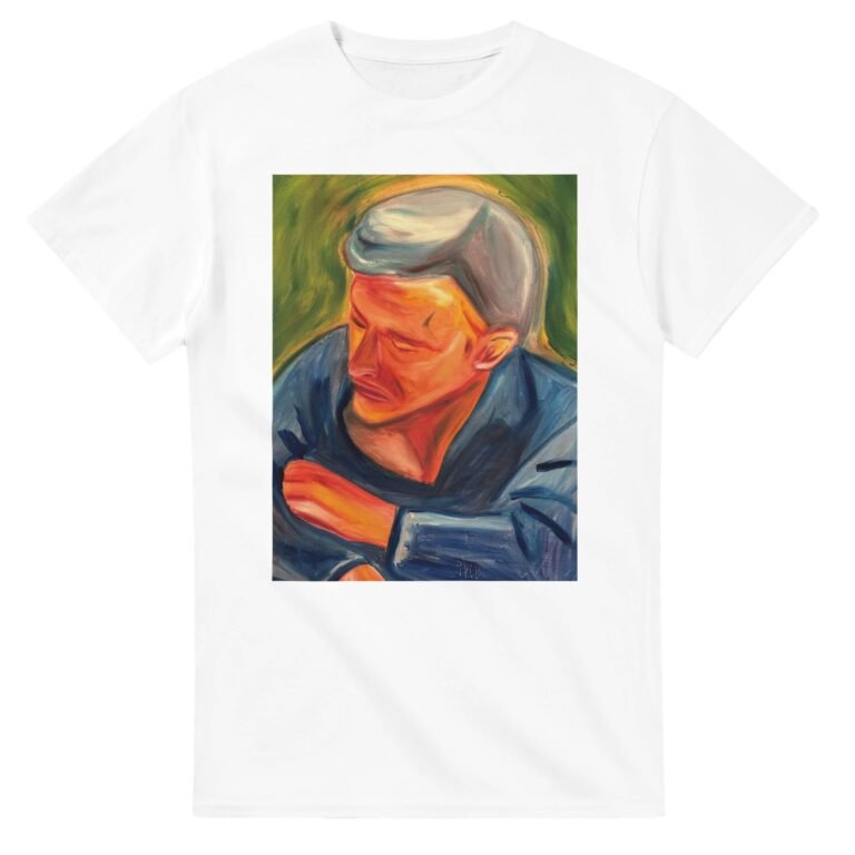 Heavyweight Unisex Crewneck T-shirt | mann i skogen